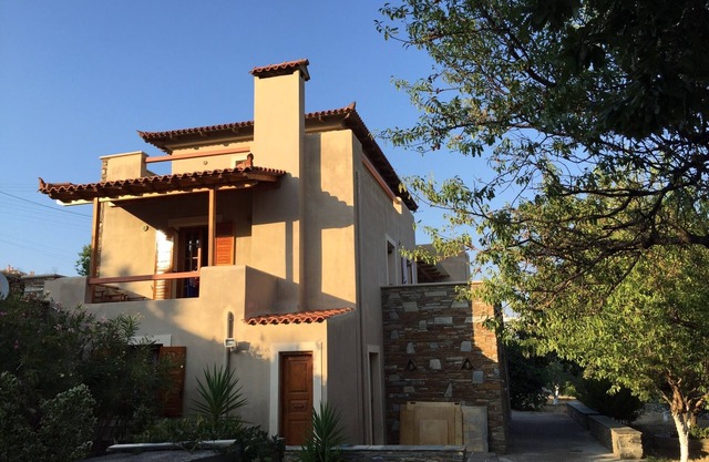 Beautiful holiday home on Andros