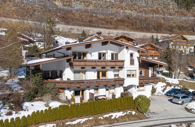 Beautiful holiday home close to the ski resort