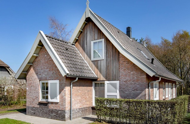 Beautiful holiday home with 2 bathrooms, 2 km from Appelscha