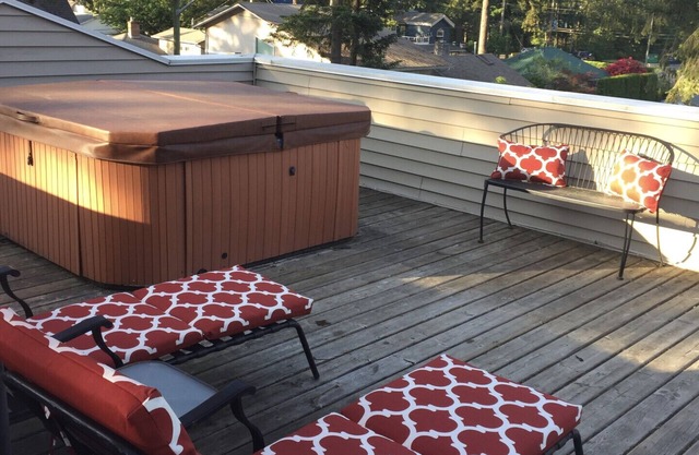 Beautiful home at Cultus Lake (STR Permit #24-325-038)