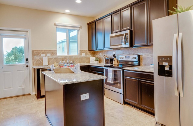 Beautiful Home Close to Randolph Air Force Base