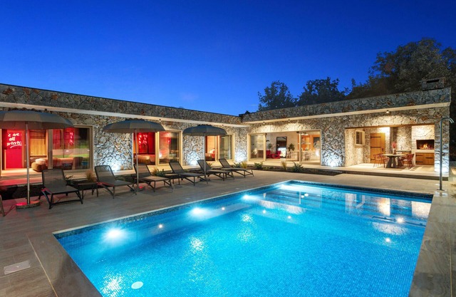 Beautiful home in Dicmo