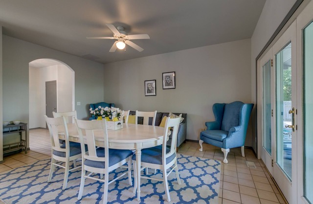 Beautiful home in downtown Eagle. Best location in Eagle!