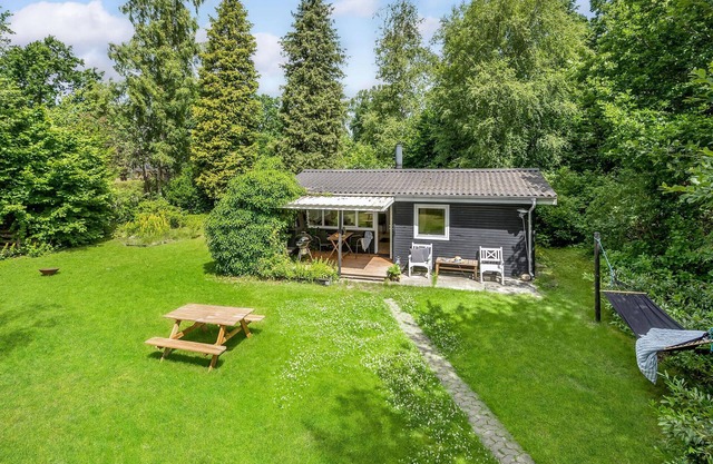 Beautiful home in Egå with WiFi