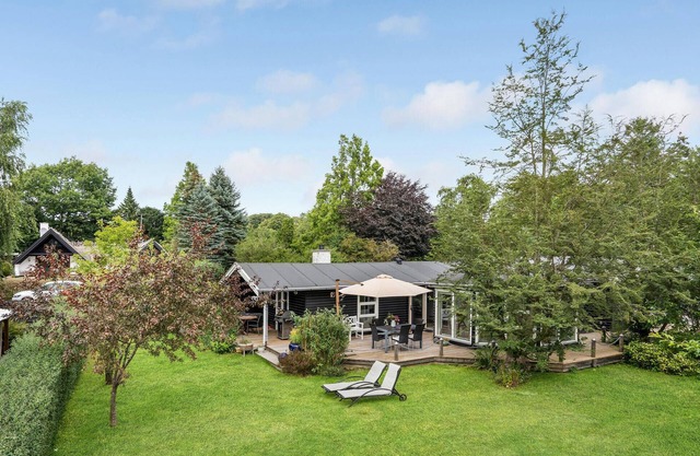 Beautiful home in Gilleleje with sauna