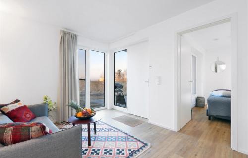 Beautiful Home In Lembruchdümmer See