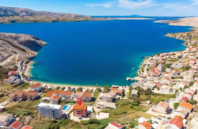 Beach Kustići Pag 
