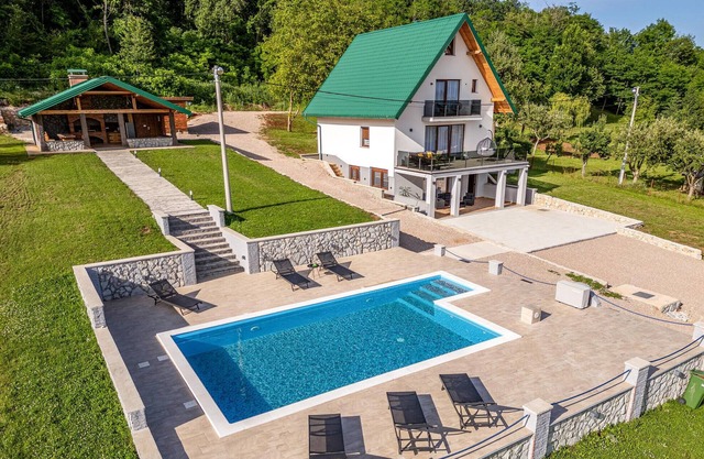 Beautiful home in Musaluk