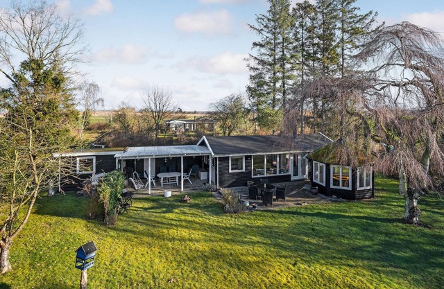 Beautiful home in Orø with WiFi