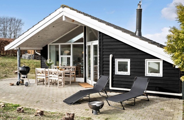 Beautiful home in Rude with kitchen