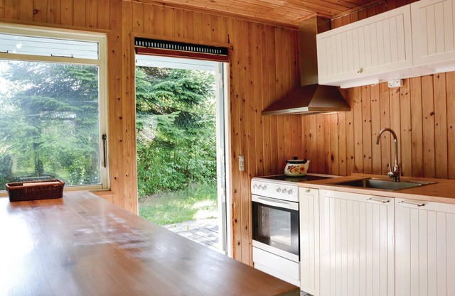 Beautiful home in Skibby with WiFi