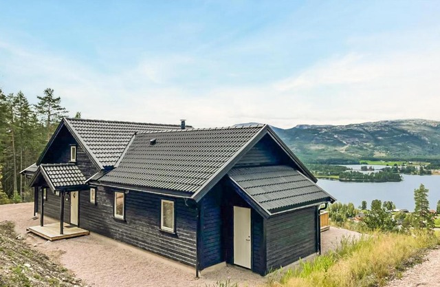 Beautiful Home In Vrådal With Sauna