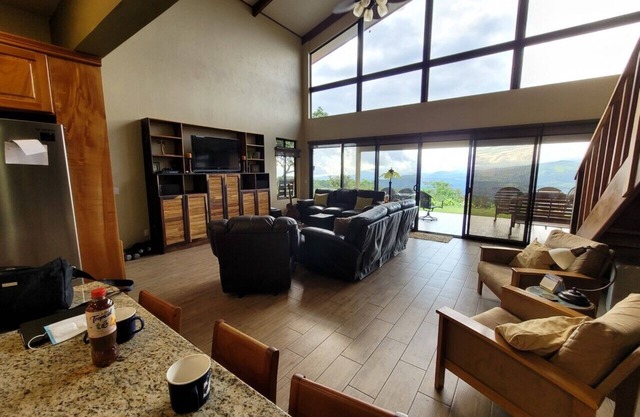 Beautiful home located in the mountains in the tropical rainforest of Costa Rica