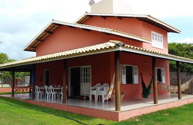 Beautiful House, 4 Bedrooms, 3 Suites, All With Air Conditioning, Pool, 800m From The Sea