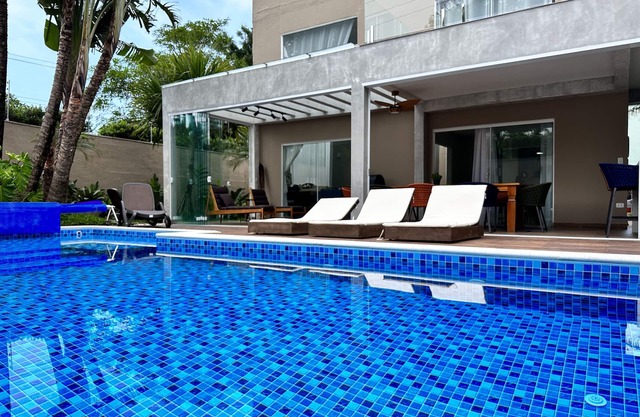 Beautiful house for rent on Juquehy beach with barbecue, swimming pool and sauna