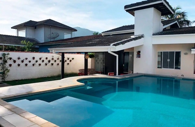 Beautiful House on Lagoinha Beach - Ubatuba