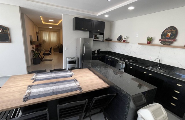 Beautiful house with pool and gourmet area in central Foz