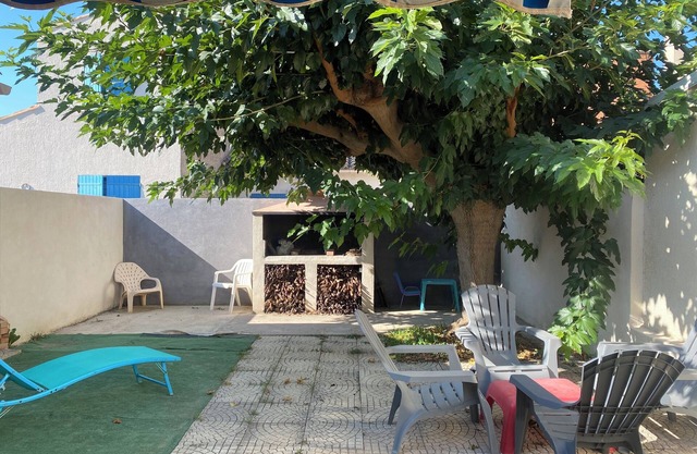Beautiful house with garden and terrace, 400m from Valras and the beach + Air conditioning