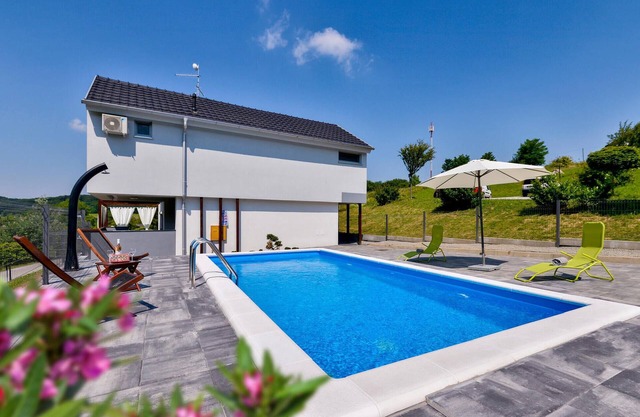 Beautiful home in Sveti Martin na Muri