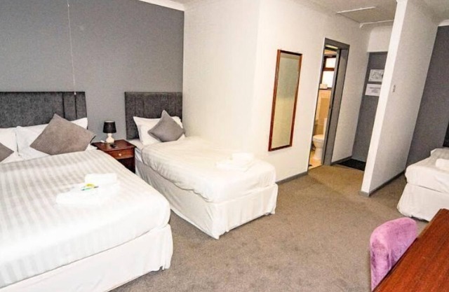 Beautiful I Way Inn hotel
