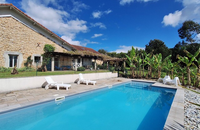 Beautiful ideal family house near Dax