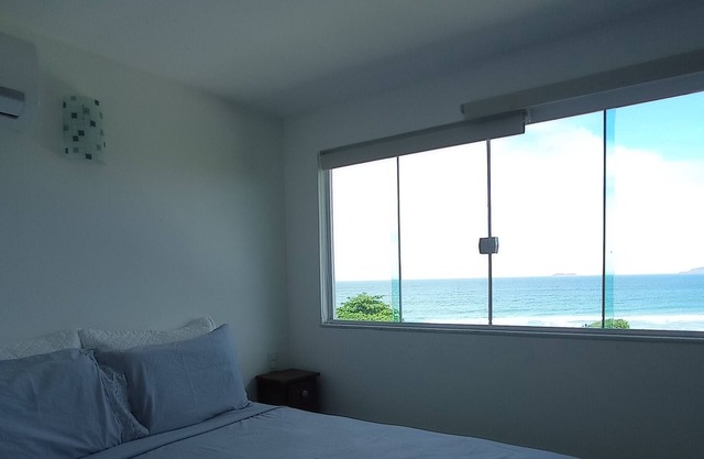Beautiful loft very close to the beach