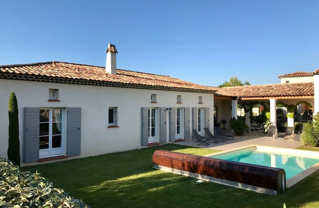 Beautiful luxury villa, air-conditioned and heated swimming pool