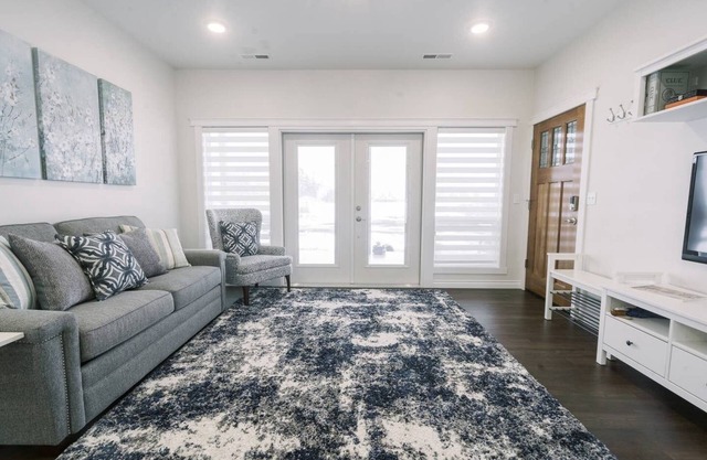 Beautiful Master Suite & Full Kitchen in New Home