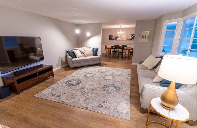 Beautiful Midcentury modern 4 bedroom home