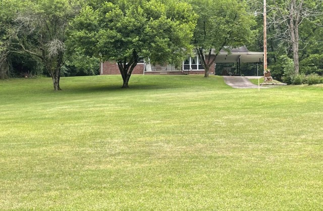 Beautiful Mountain View’s and Located on several acres for privacy