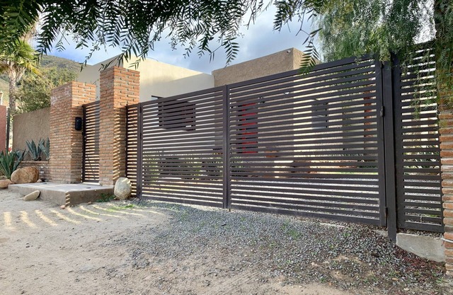 Beautiful private home near wineries and beaches!