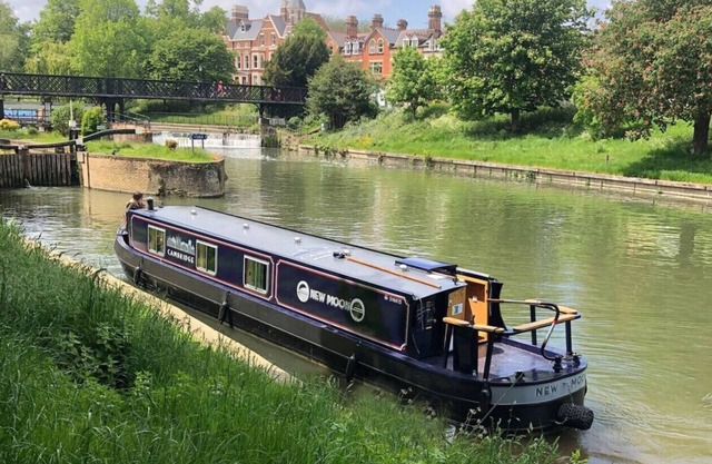 Beautiful New Moon Narrowboat