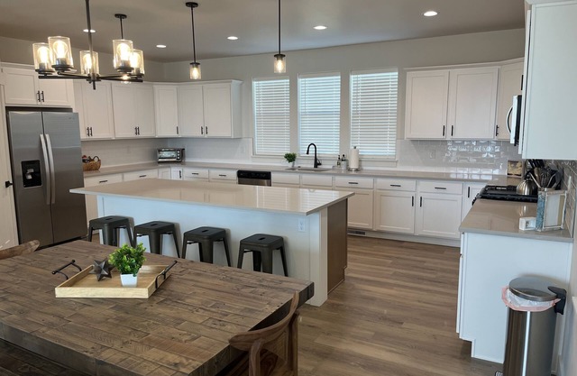 BEAUTIFUL NEWER HOME! Bozeman/Belgrade Area