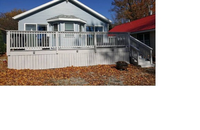 Beautiful newly remodeled house at Indian Lake