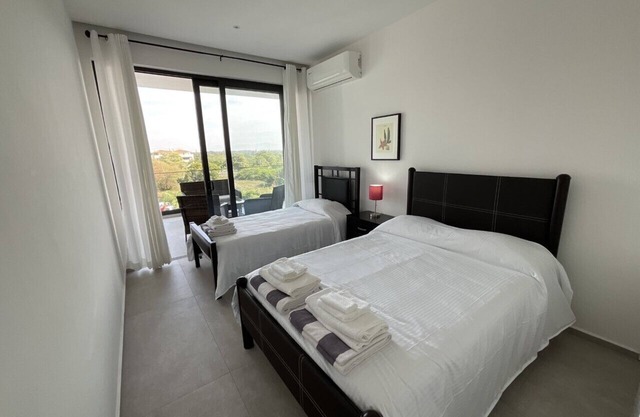 Beautiful Ocean Front Condo in Nuevo Vallarta 10 mins from Bucerias