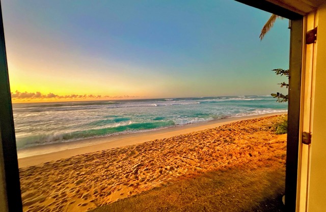Beautiful ocean views, just steps away from Banzai Pipeline