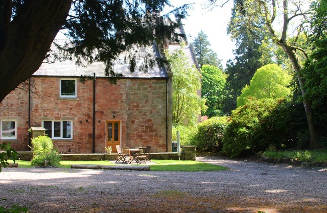 Beautiful open plan self-catering cottage surrounded by tranquil woodlands