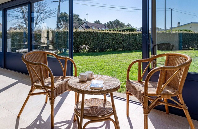 Beautiful private villa for 4 guests with WIFI, TV, terrace and pets allowed