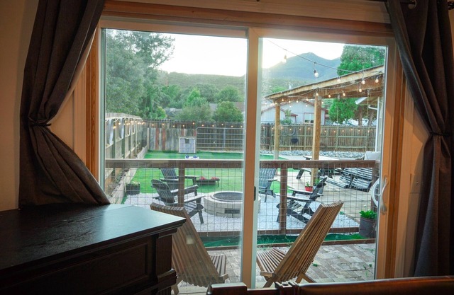Beautiful & Peaceful Vacation home with jacuzzi