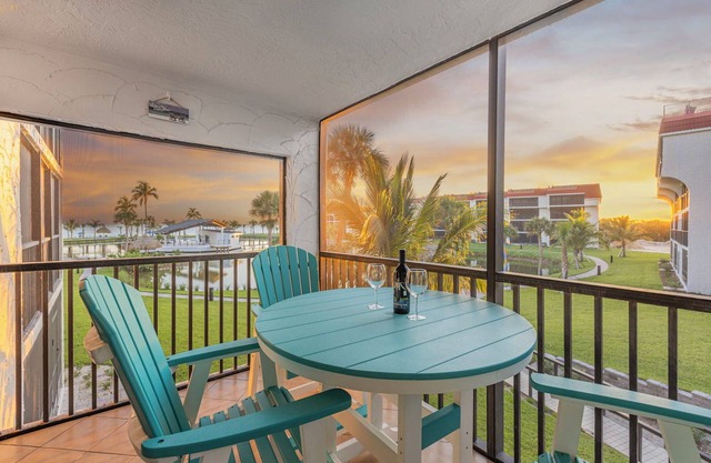 Beautiful Pointe Santo. Pool and Spa are now OPEN. Welcome back to Sanibel.