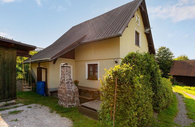 Beautiful private villa with private pool, WIFI, TV, terrace, pets allowed, panoramic view, parking