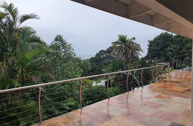 Beautiful Quiet Beach House Set In Coastal Forest