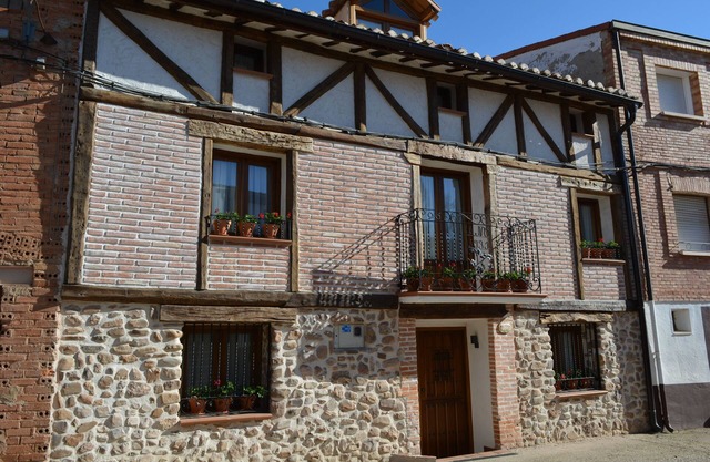 Beautiful rural house in a privileged environment to know the best of La Rioja