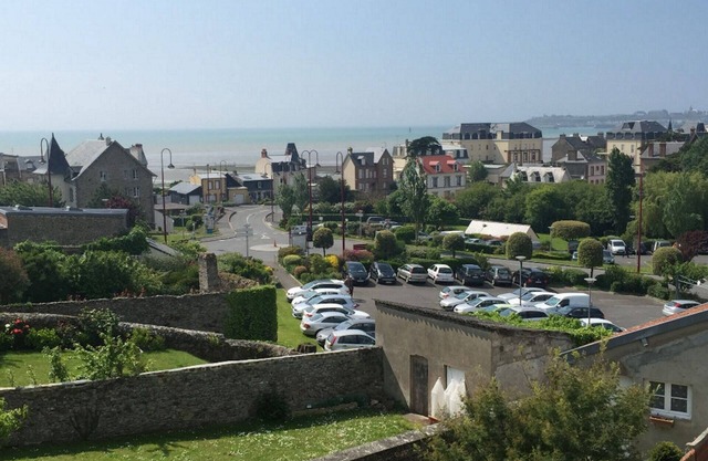beautiful sea views, beach 150 meters