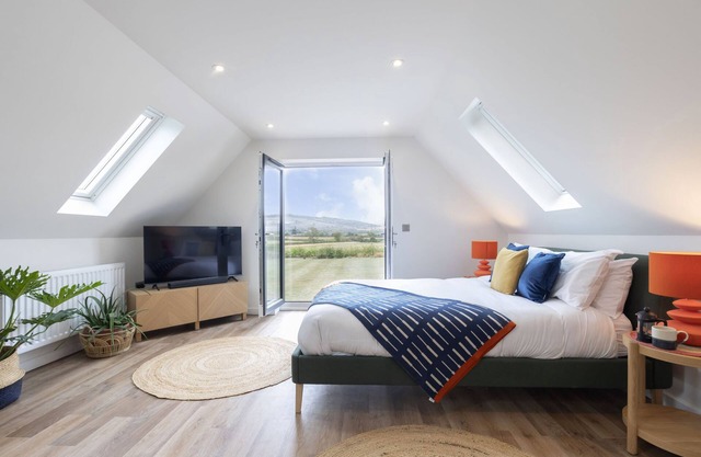 Beautiful Self Contained Annex in Toddington