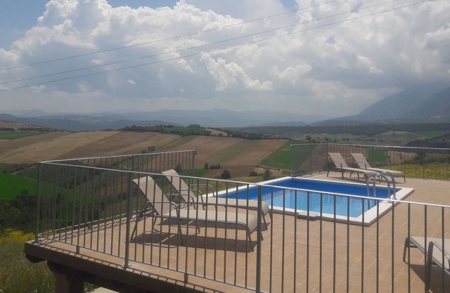 Beautiful Spacious Apartment with shared swimming pool