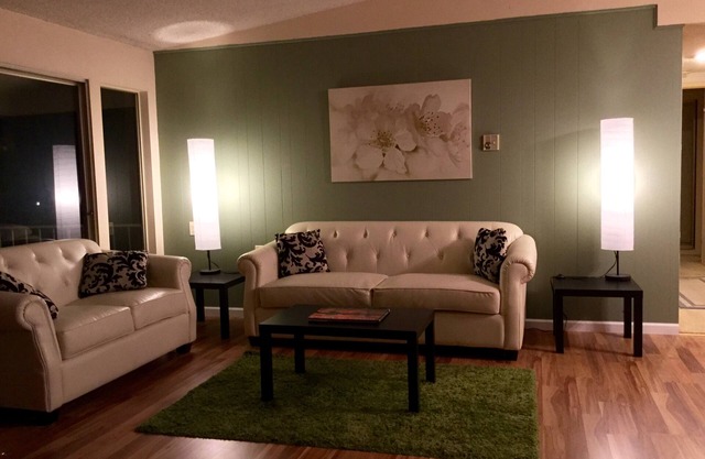 Beautiful Spacious Garden View Home - Gated