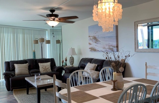 Beautiful, Spacious Condo with Private Beach Access!