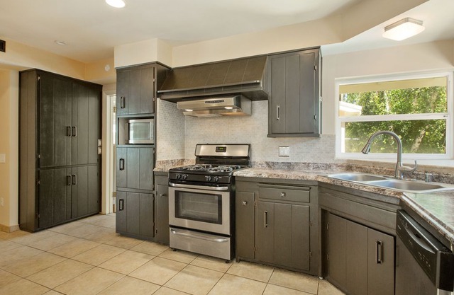 beautiful Specious home in Encino