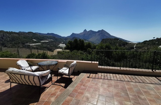 Beautiful stone built villa, with stunning views and private pool, WIFI and UKTV